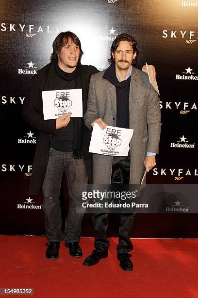 Sergio Peris Mencheta and Juan Diego Botto attend the 'Skyfall' premiere photocall at Santa Ana square on October 29, 2012 in Madrid, Spain.