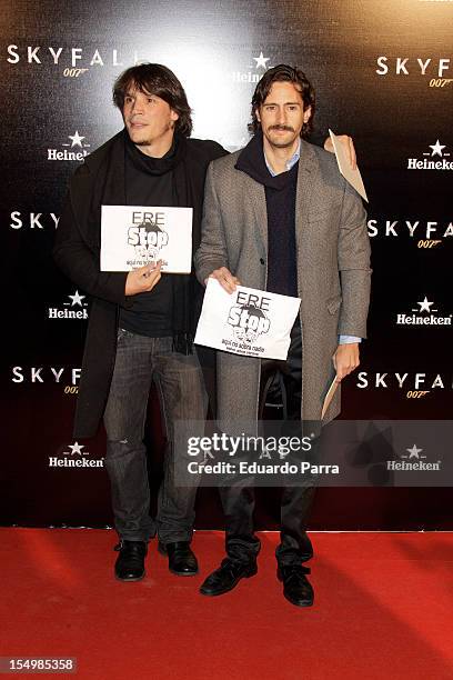 Sergio Peris Mencheta and Juan Diego Botto attend the 'Skyfall' premiere photocall at Santa Ana square on October 29, 2012 in Madrid, Spain.