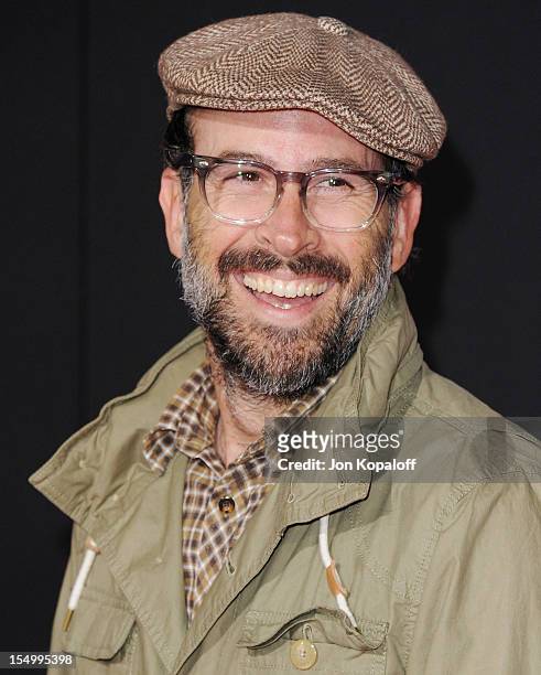 Actor Jason Lee arrives at the Los Angeles premiere of "Wreck It Ralph" at the El Capitan Theatre on October 29, 2012 in Hollywood, California.