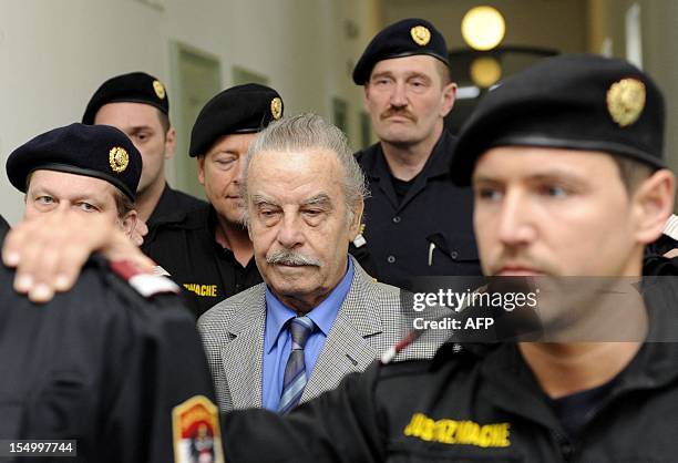 Fall Fritzl 562 Fritzl Case Photos & High Res Pictures - Getty Images