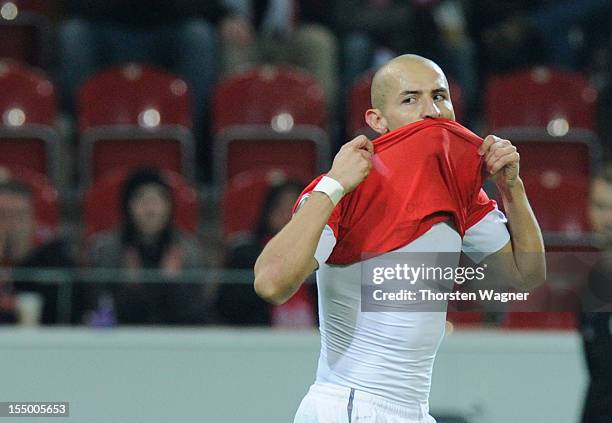 Elkin Soto of Mainz gestures during the DFB Cup second round match between FSV Mainz 05 and FC Erzgebirge Aue at Coface Arena on October 30, 2012 in...