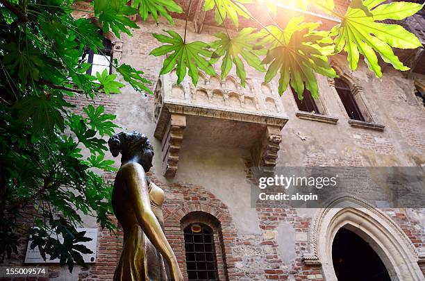 juliet in verona - verona italy stock-fotos und bilder