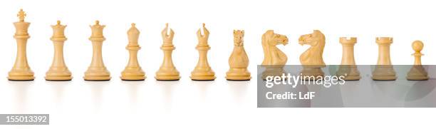 white chess set isolated with clipping path - king chess piece 個照片及圖片檔