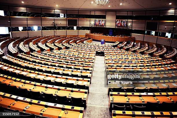 round seating arrangement of the european parliament - european parliament stock pictures, royalty-free photos & images