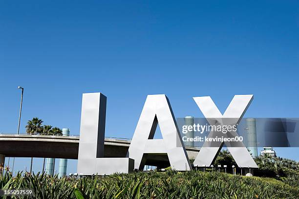 placa aeroporto internacional de los angeles - aeroporto internacional de los angeles imagens e fotografias de stock