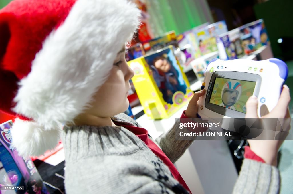 BRITAIN-ECONOMY-RETAIL-TOYS-CHRISTMAS