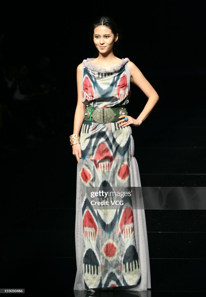 China Fashion Week S/S Collection 2013 - Day 6