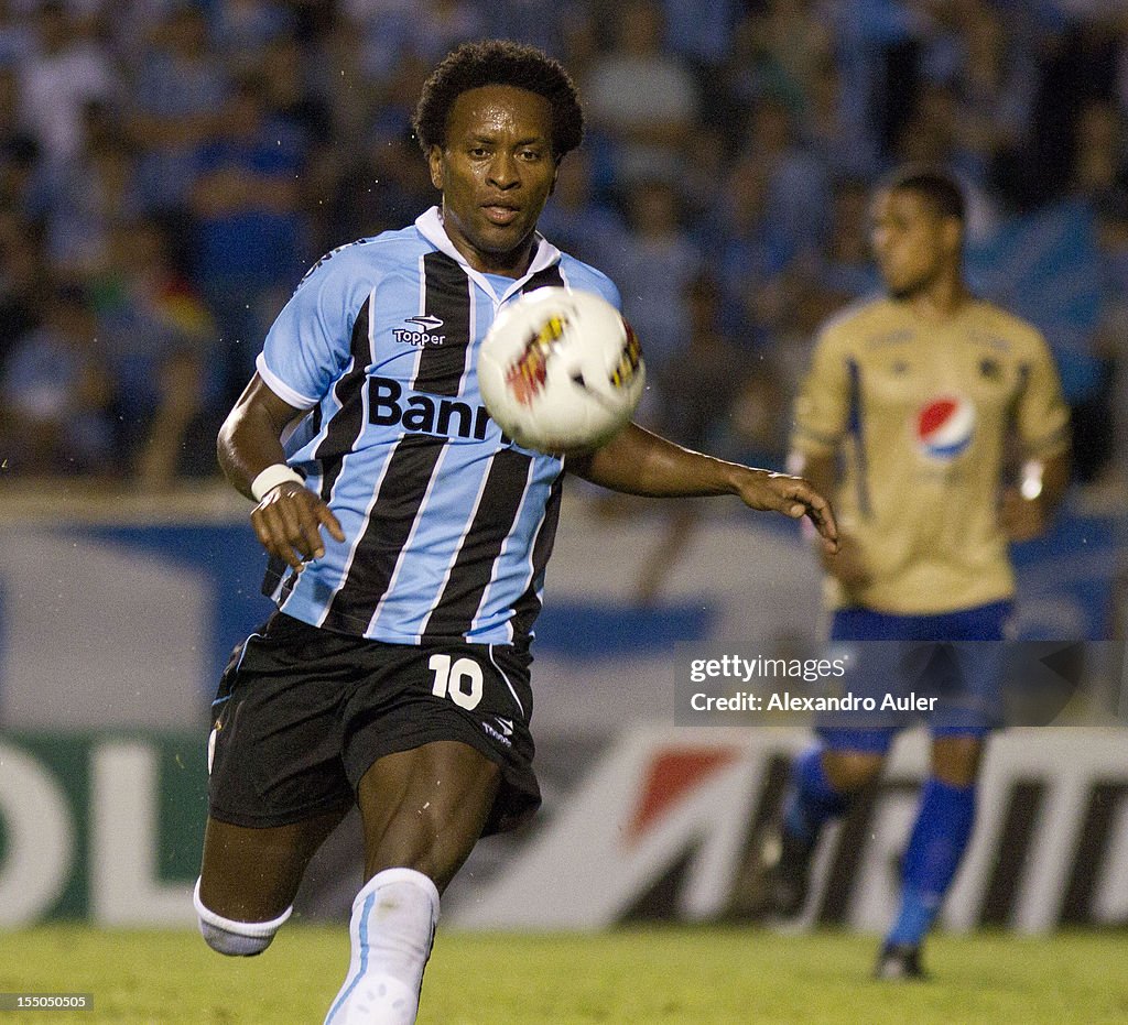 Gremio v Millonarios - Copa Sudamericana 2012