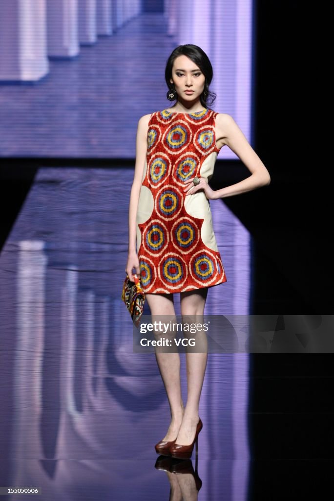 China Fashion Week S/S Collection 2013 - Day 6