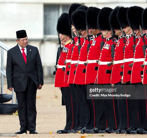 Susilo Bambang Yudhoyono, President of the Republic of Indonesia inspects a guard of honour during the ceremonial welcome at Horse Guards Parade for...