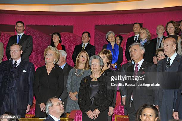Prince Jean of Luxembourg, Monique Raimond, the wife of former French Foreign Minister Jean-Bernard Raimond, Anne Aymone Giscard d'Estaing , the wife...