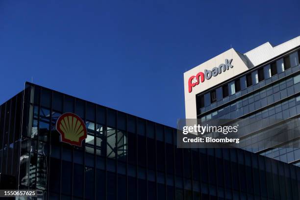 Shell Office Perth 788 Perth Central Business District Stock Photos, High-Res Pictures ...