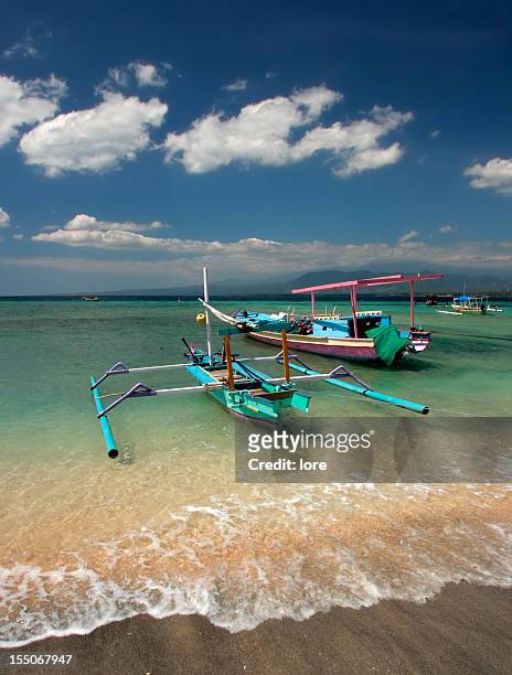 boats at the gili islands - lombok bildbanksfoton och bilder