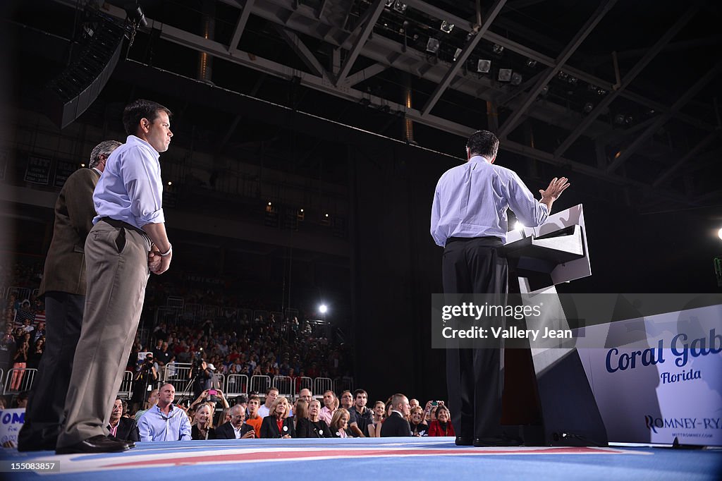 Mitt Romney Rally Senator Marco Rubio and Republican presidential candidate, former ...