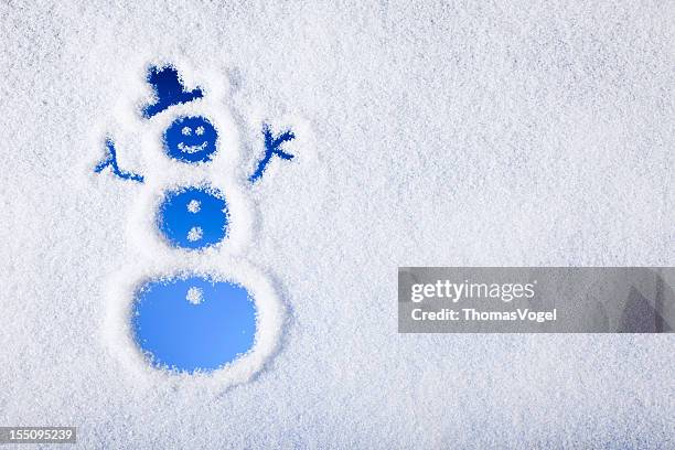 boneco de neve de frozen pintado na janela - snowman - fotografias e filmes do acervo