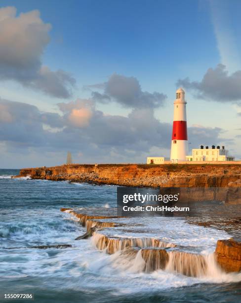 portland bill lighthouse - bill of portland stockfoto's en -beelden