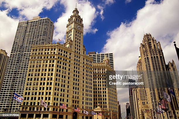 gothic american downtown chicago - bright chicago city lights stock pictures, royalty-free photos & images