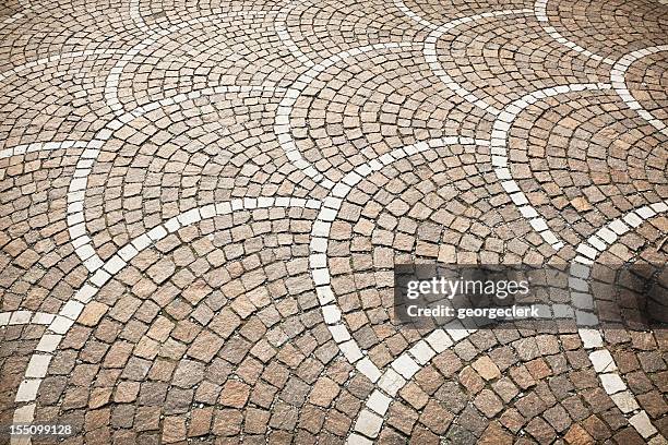 stone floor pattern - cobblestone pattern stock pictures, royalty-free photos & images