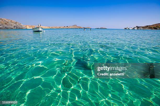 schöner strand in griechenland - rhodos stock-fotos und bilder