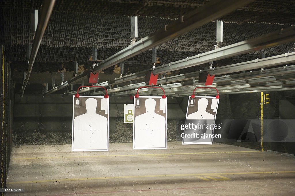 Indoor shooting range