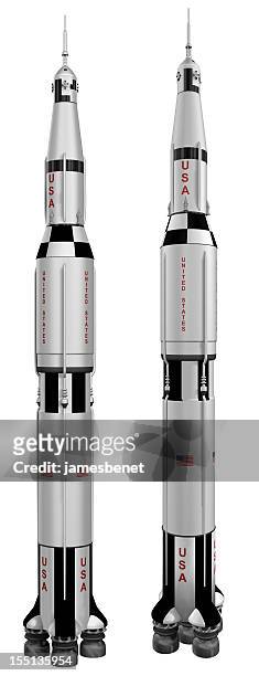 saturn v-rakete 3d - rakete stock-fotos und bilder
