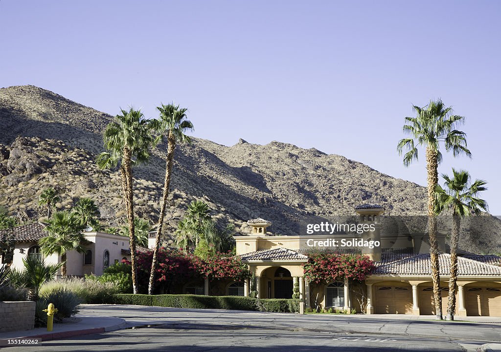 Luxurious Desert Living