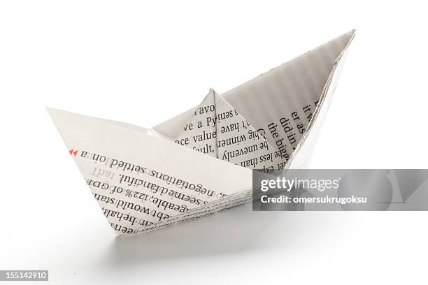 paper ship - origami stockfoto's en -beelden
