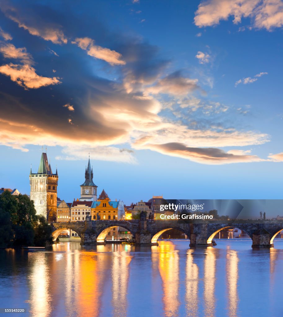 Charles Brücke, Prag, Tschechische Republik bei Nacht