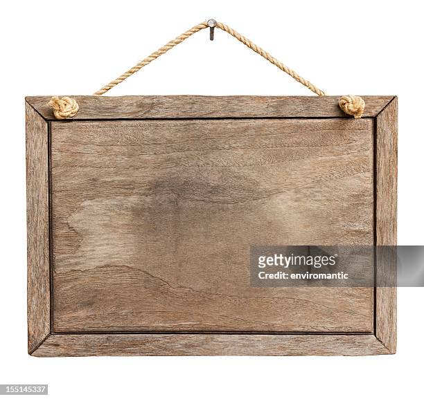 antiga placa de madeira envelhecida de fundo. - hanging sign - fotografias e filmes do acervo