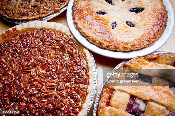 variedade de tartes - tarte de sobremesa imagens e fotografias de stock