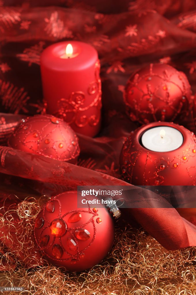 Vela com decorações de natal em vermelho e Toalha de Mesa