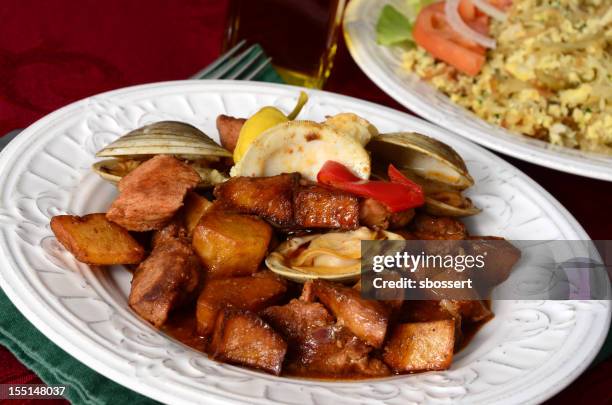 carne de porco ein alentejana - portugiesische kultur stock-fotos und bilder