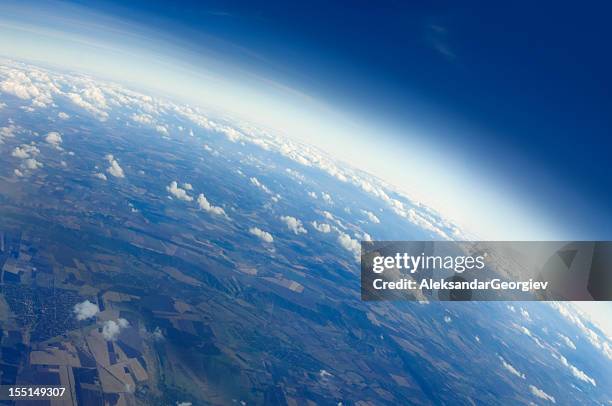 view of planet earth - stratosfär bildbanksfoton och bilder