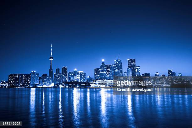 blue toronto - urban skyline stock pictures, royalty-free photos & images