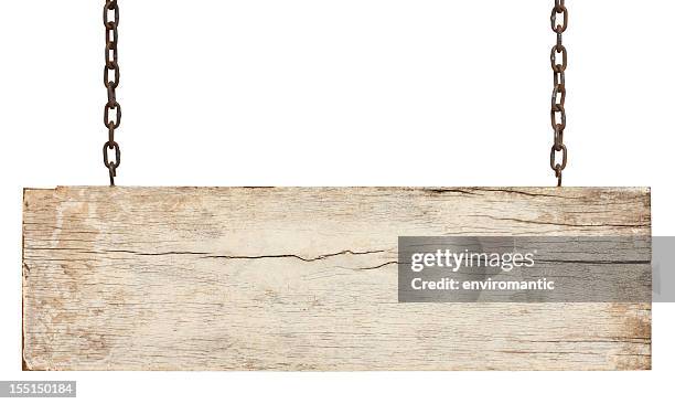 vecchio pezzo di insegna in legno bianco invecchiato. - tavola di legno foto e immagini stock