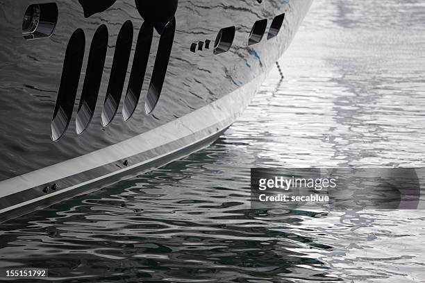 large superyacht hull - luxury yachts stockfoto's en -beelden