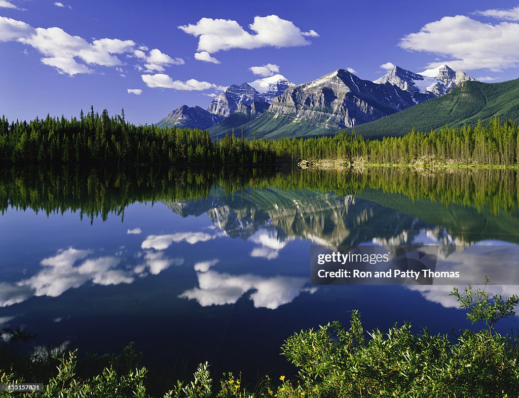 Montañas rocosas canadienses de Banff NP