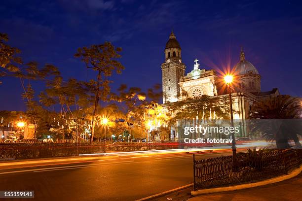 manila cathedral in the philippines at night - old manila stockfoto's en -beelden