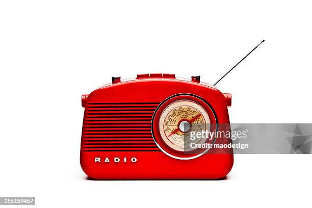 retro red radio set, studio isolated - radio stockfoto's en -beelden