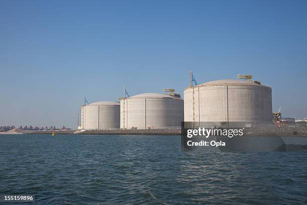 lng terminal - rotterdam station stock pictures, royalty-free photos & images