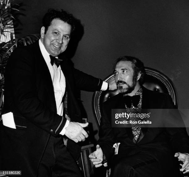 Ron Galella and author Bruce Jay Friedman attend the opening of "6 Rms Riv Vu" on October 17, 1972 at Jerry Orbach's home in New York City.