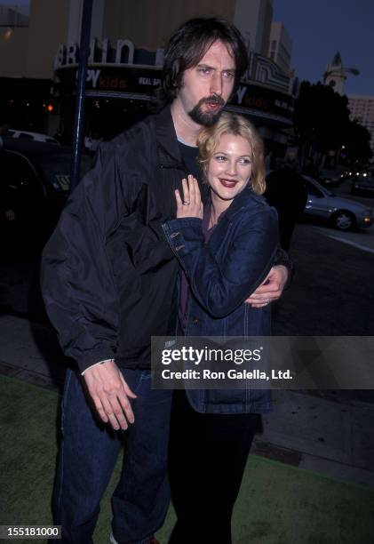 Comedian Tom Green and actress Drew Barrymore attend the "Freddy Got Fingered" Westwood Premiere on April 18, 2001 at Mann Village Theatre in...