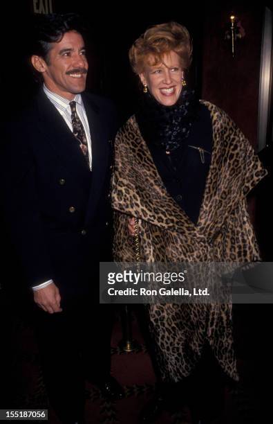 Geraldo Rivera and wife CC Dyer attend the screening of "The Paper" on March 15, 1994 at the Ziegfeld Theater in New York City.