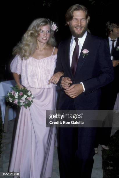 Actor Jeff Bridges and wife Suzie Bridges attend Cindy Bridges Wedding Reception on August 31, 1979 at the Bel Air Hotel in Bel Air, California.