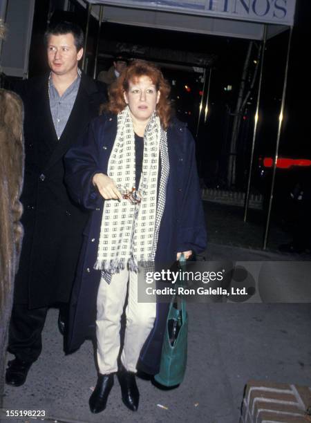Singer Bette Midler and husband Martin von Haselberg attends the "Wall Street" New York City Premiere on December 6, 1987 at the Gotham Theater in...