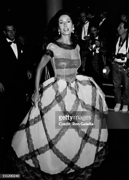 Nati Abascal attends "Valentino - Thirty Years of Magic" Gala Retrospective on September 22, 1992 at the Park Avenue Armory in New York City.