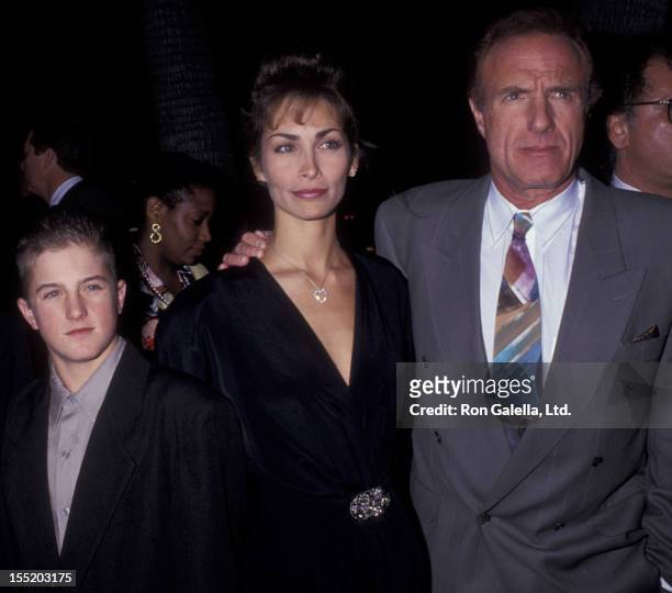 Actor James Caan, Ingrid Hajek and Scott Caan attend the premiere of "For The Boys" on November 14, 1991 at the Academy Theater in Beverly Hills,...