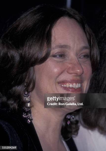 Actress Marcheline Bertrand attends the world premiere of "Original Sin" on July 31, 2001 at the Director's Guild Theater in Hollywood, California.