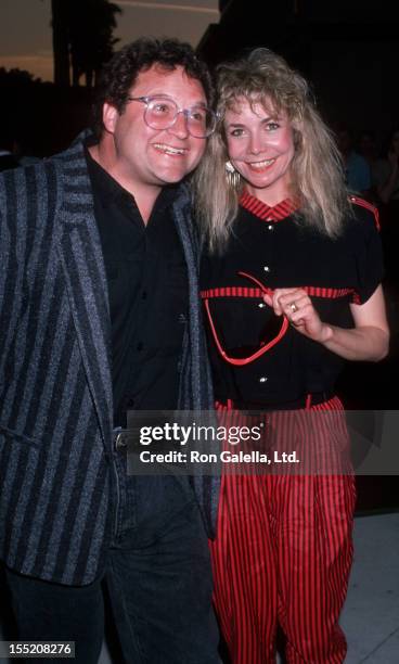 Actor Stephen Furst and wife Lorraine Wright attend the premiere of "Dream Team" on April 4, 1989 at Universal Studios in Universal City, California.