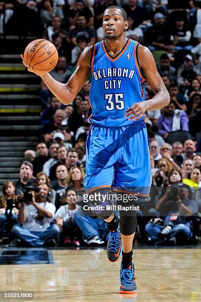 Kevin Durant of the Oklahoma City Thunder brings the ball up-court against the San Antonio Spurs on November 1, 2012 at the AT&T Center in San...